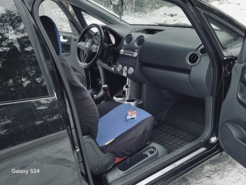 Mitsubishi Colt 1.3 benzyna 2005 rok długie opłaty