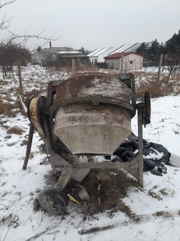 Sprzedam betoniarkę