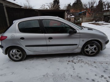 Sprzedam Peugeot 206