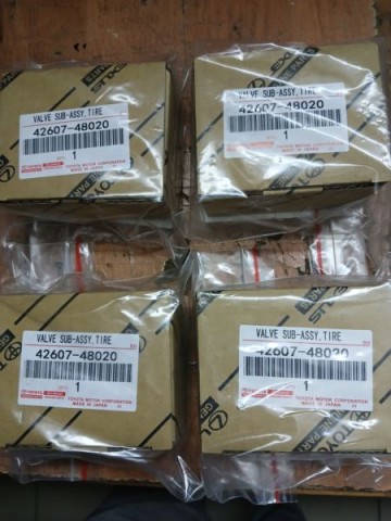 czjinik ciśnienia w kołach Toyota,Lexus