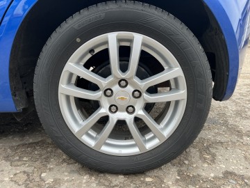 Chevrolet Aveo 1.6 BENZYNA Klimatyzacja Tempomat Czujniki