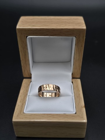 Złota obrączka  Pr&oacute;ba 585  Czyta, bez graweru ,pr&oacute;by wybite