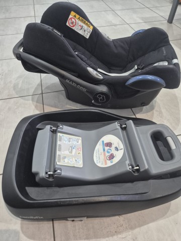 Nosidełko z bazą Maxi Cosi