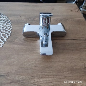 Sprzedam baterię wannowo - prysznicowa