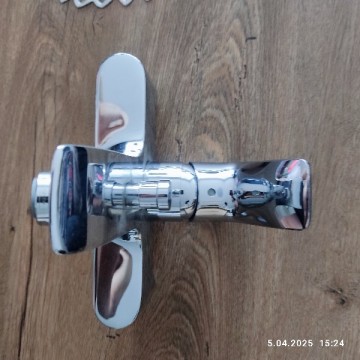 Sprzedam baterię wannowo - prysznicowa