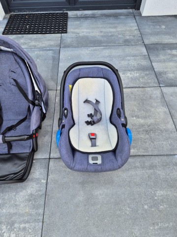 Sprzedam w&oacute;zek 3w1