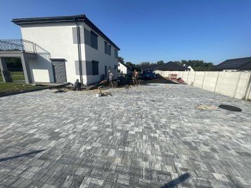 Brukarstwo- Układanie Kostki Brukowej