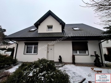 Dom na sprzedaż &ndash; Kazimierz Biskupi | 120 m&sup2; | Garaż