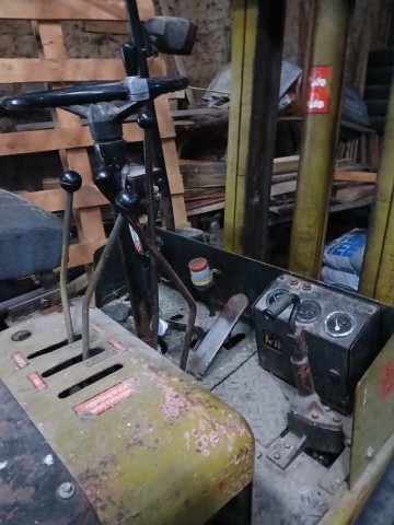 W&oacute;zek widłowy DESTA