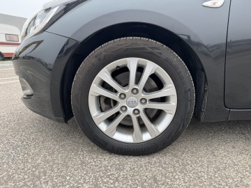 Kia Ceed 1.6 BENZYNA Nawigacja Kamera Cofania Ledy Tempomat