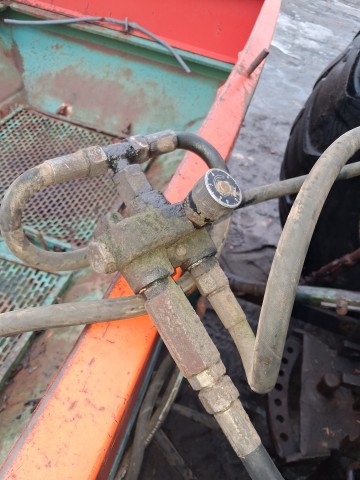 Sprzedam rozsiewacz nawoz&oacute;w