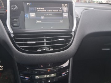 Peugeot 208 1.6 BlueHDI 100KM Panorama Klimatronic LED !!!