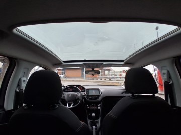 Peugeot 208 1.6 BlueHDI 100KM Panorama Klimatronic LED !!!