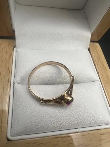 Złoty pierścionek  Pr&oacute;ba 585  Waga: 1.50 gram