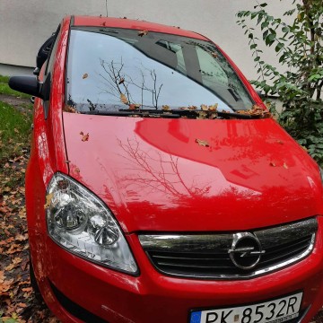 Sprzedam Opel Zafira 1.6 2009 rok.