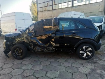 Opel Crossland X 1,2i 110KM Edition przebieg tylko 14095km!