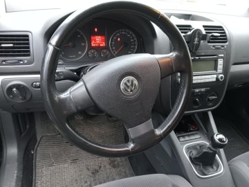 sprzedam golfa 5 combi