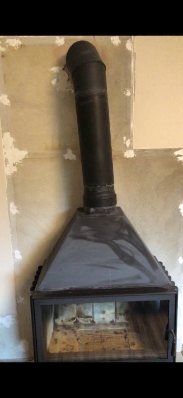 Kominek firmy ARISTO z wkładem szamotowym (tanio)