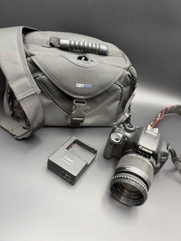 Aparat Canon EOS 550D Stan: sprawny, używany, bardzo dobry.