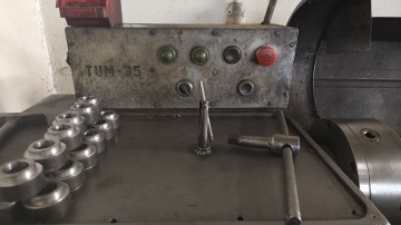 Tokarka uniwersalna TUM 35 &ndash; polska produkcja &ndash; 9 900 zł