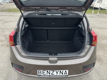 Kia Ceed 1.4 BENZYNA Klimatyzacja Ledy Podgrzewane Fotele
