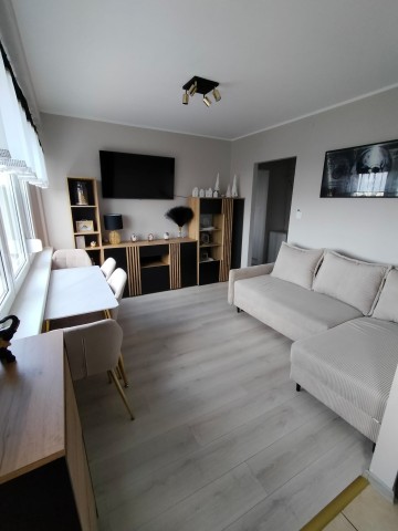 Sprzedam mieszkanie dwupokoleniowe 32,3m