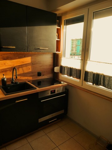 Sprzedam mieszkanie dwupokoleniowe 32,3m