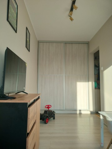 Sprzedam mieszkanie dwupokoleniowe 32,3m