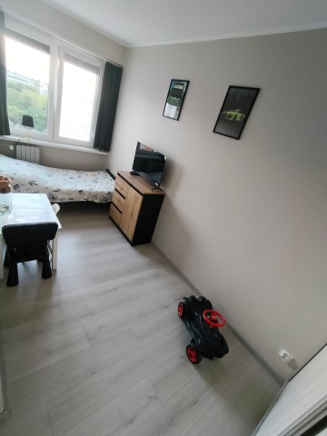 Sprzedam mieszkanie dwupokoleniowe 32,3m