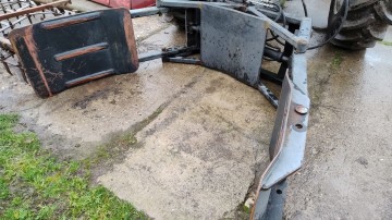 Chwytak Do Bel Balot&oacute;w Dwa Siłowniki Mocowanie Euro