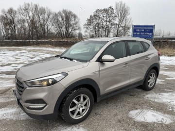 Hyundai Tucson 1.6 BENZYNA Klimatyzacja Nawigacja Ledy