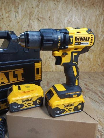 Wkrętarka dewalt 2x5ah