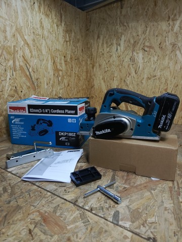 Strug akumulatorowy Makita