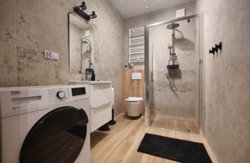 Do wynajęcia 2 pokoje w wysokim standardzie na parterze