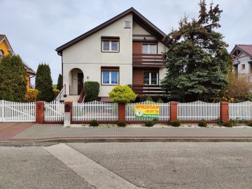 Sprzedam 2 budynki mieszkalne, działka 810m2 -Licheń Stary