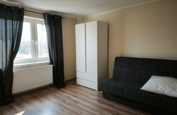 Wynajmę umeblowany dom w Ślesinie, blisko jeziora, w cenie z ...