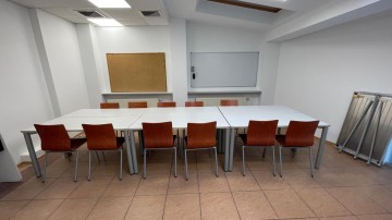 Umeblowany lokal usługowo-biurowy o pow. 200m2 -Starówka