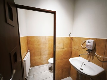 Do wynajęcia nowoczesny lokal na parterze-Konin-Star&oacute;wka