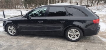 Sprzedam Audi A4 B8 Avant 2.0 TDI 170 KM