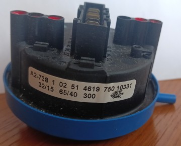 HYDROSTAT A2-738 INVENSYS do pralki Whirlpool