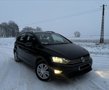 * VW GOLF SPORTSVAN * BOGATY * RADAR * ALCANTARA * NAVI *
