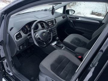 * VW GOLF SPORTSVAN * BOGATY * RADAR * ALCANTARA * NAVI *