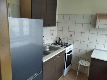 Posiadam do wynajęcia dwupokojowe mieszkanie w Koninie na 11