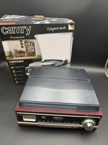 Gramofon z radiem Camry CR 1113  Stan: sprawny, dobry, używa