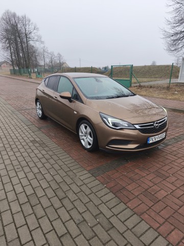 Sprzedam opla Astre K 2016r