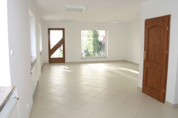 SPRZEDAM UB WYNAJMĘ LOKAL W SŁUPCY