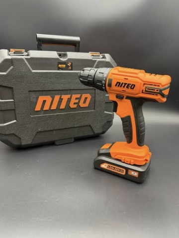 Wkrętarka Niteo Tools pojm 250237 Stan: bardzo dobry, nie p