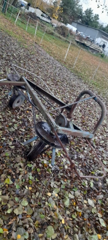 pająk,przetrząsarka do siana