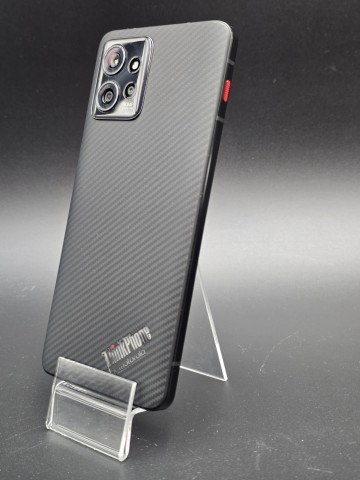 ThinkPhone by Motorola Stan: bardzo dobry, bez widocznych ś
