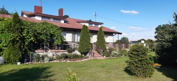 WYJĄTKOWY DOM Z ANTRESOLĄ POD LASEM – PRZYBYŁÓW